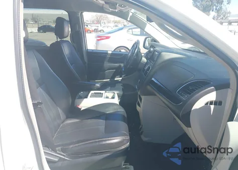 2013 Chrysler Town & Country Touring from USA, damaged, VIN 2C4RC1BG2DR690893